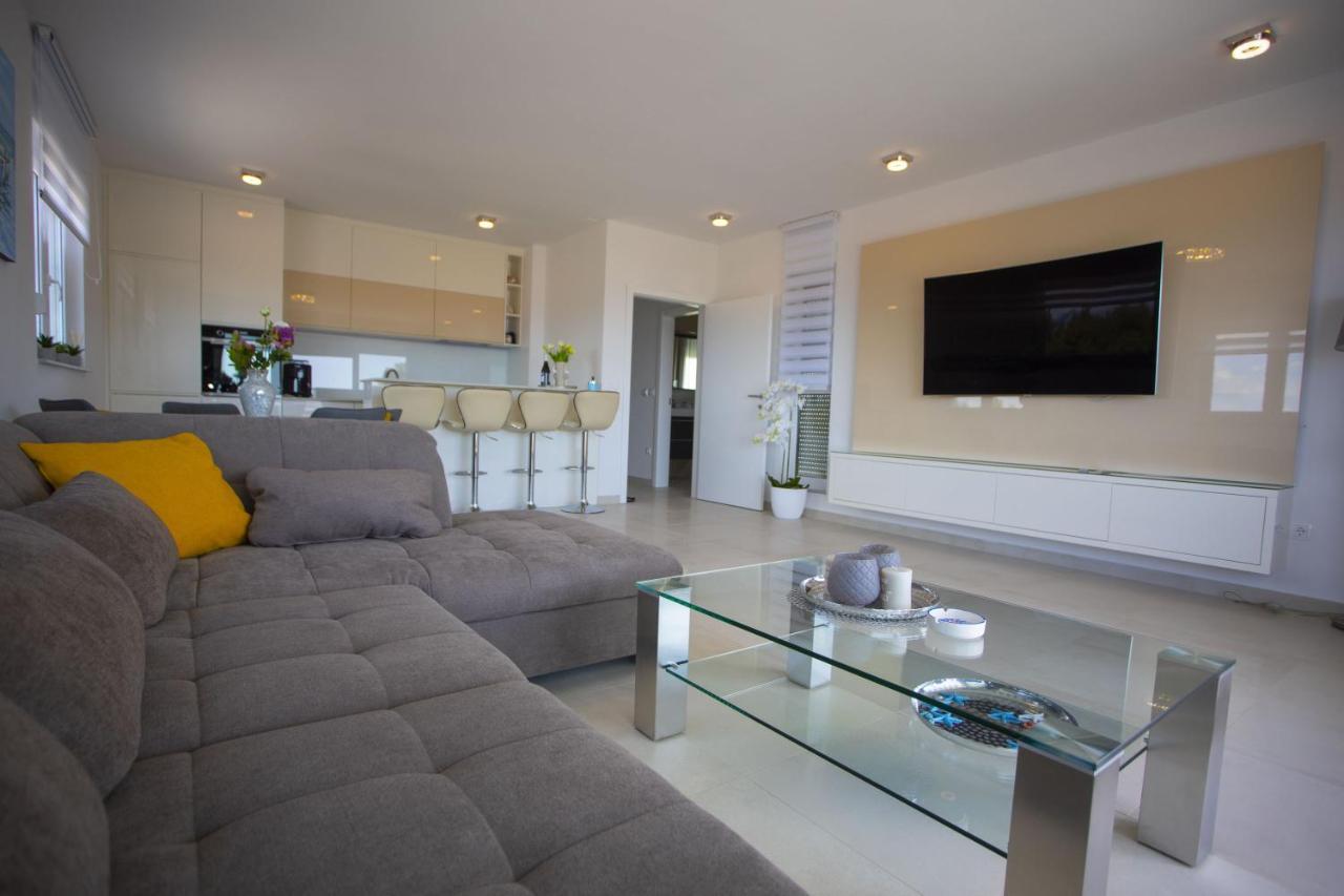 A&D Deluxe Penthouse Apartment Dani Promajna Exteriér fotografie